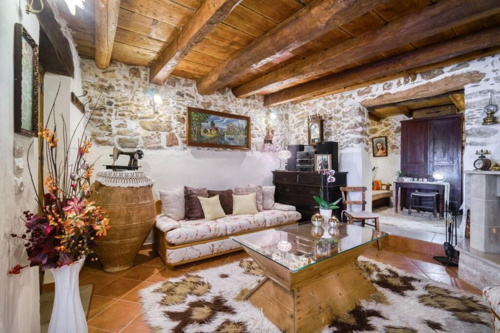 Litos Traditional Cretan Stone House In The Center Of Crete מראה חיצוני תמונה